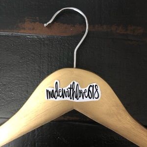 Gold Poshmark Closet Shopname hanger